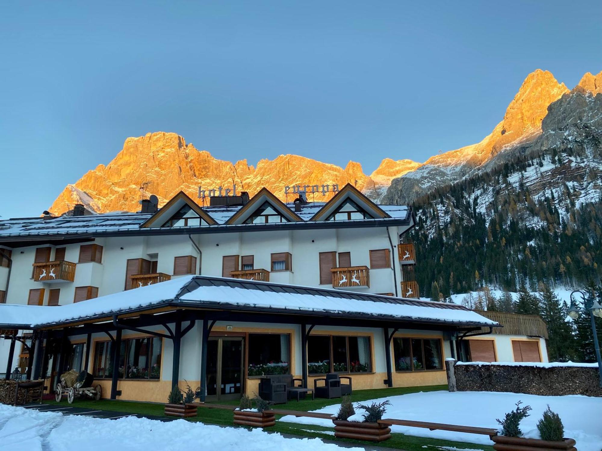 Hotel Europa San Martino Di Castrozza Exterior foto
